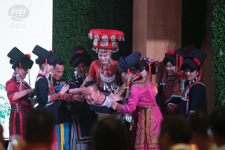 a619fa3f433e84640270d76128472844.jpg 44.jpg