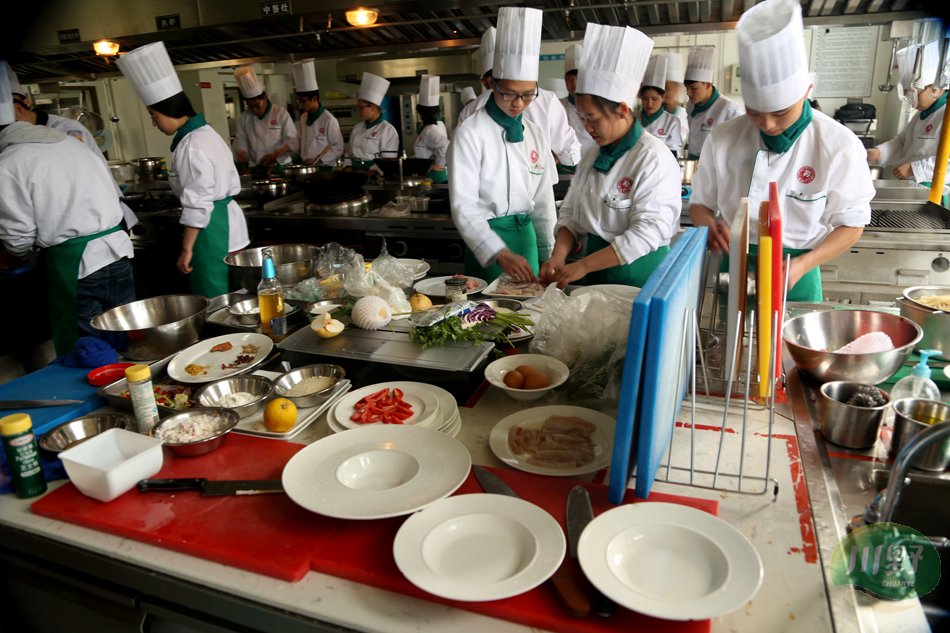 fab79e7d9887448e44b91429b41958f6.jpg 4.jpg